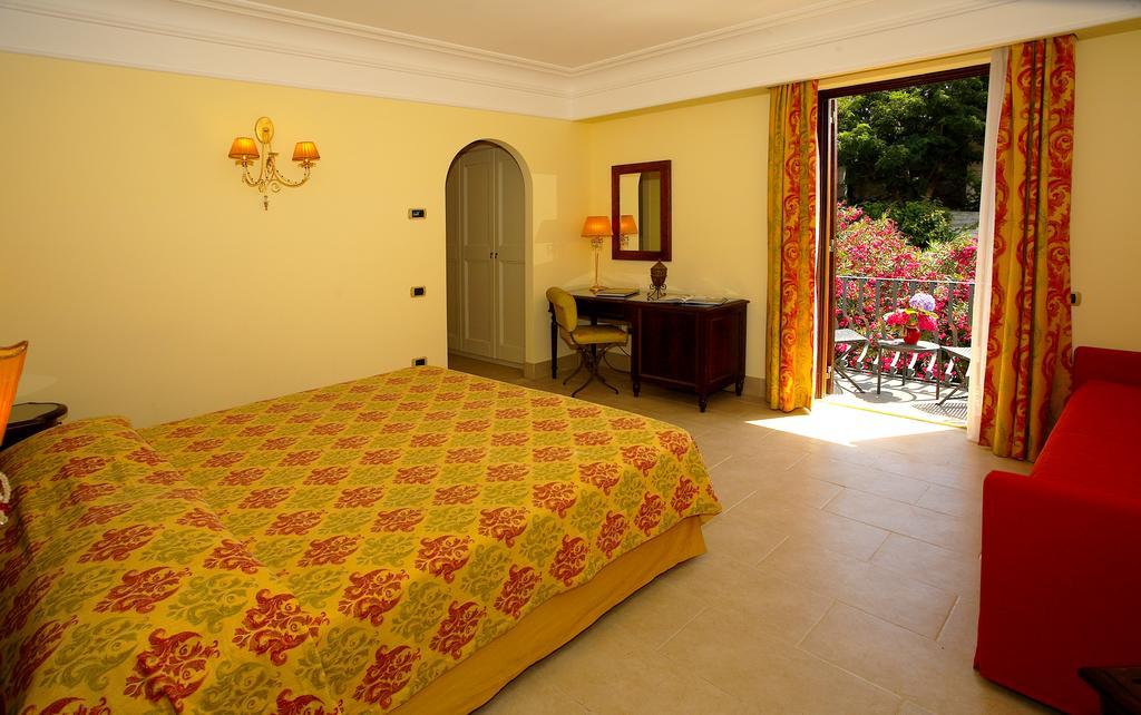 Arciduca Grand Hotel Lipari  Ruang foto