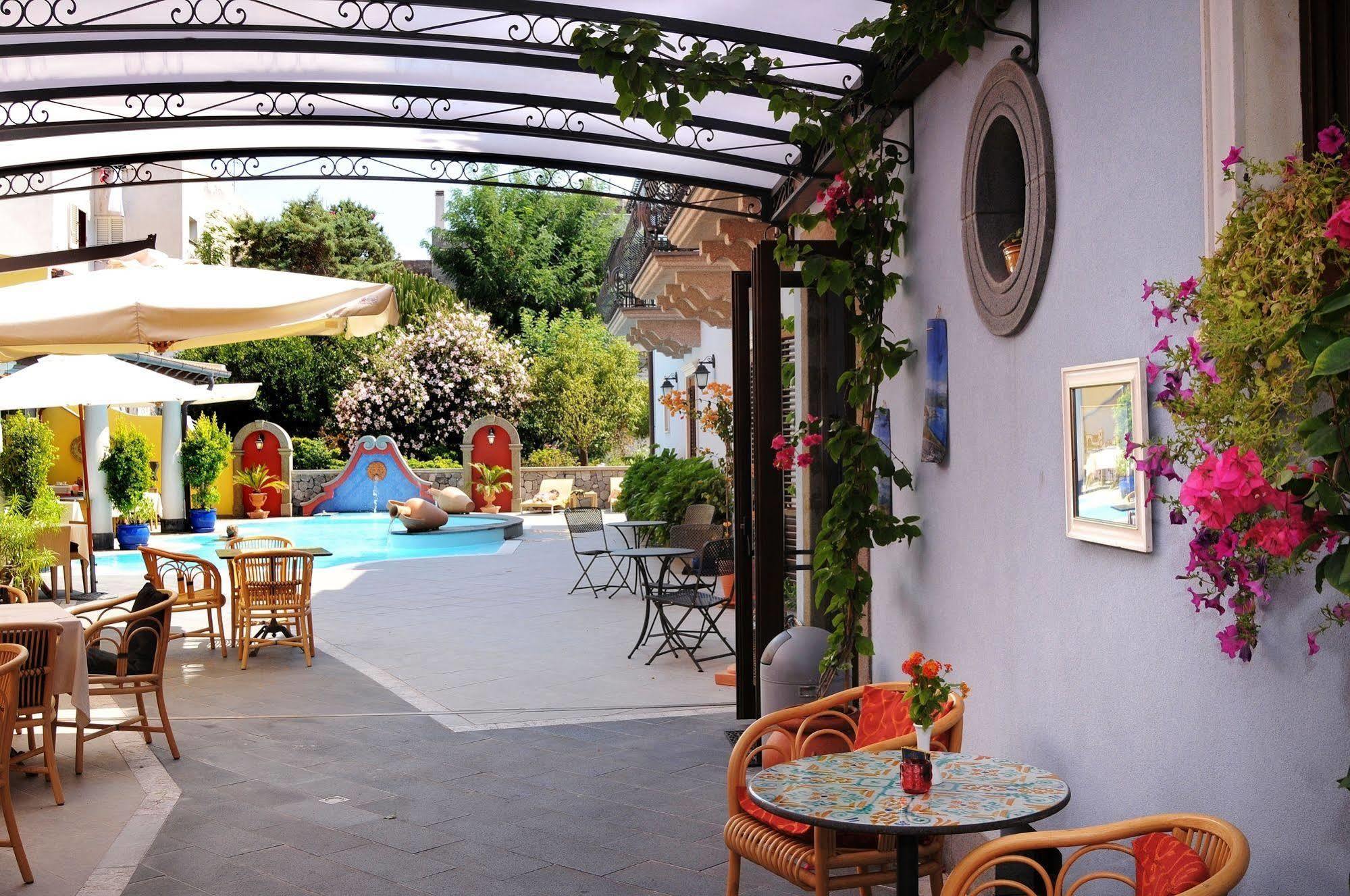 Arciduca Grand Hotel Lipari  Bagian luar foto